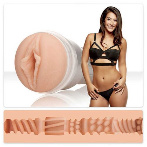 Мастурбатор вагіна в колбі FleshLight Eva Lovia, кібершкіра, тілесний